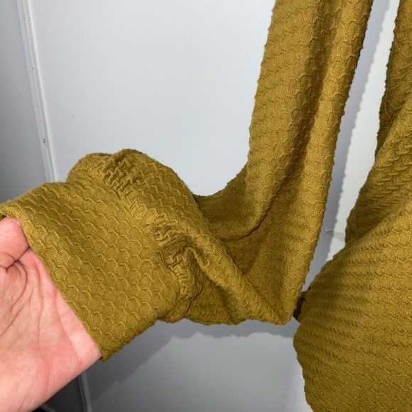 J. Crew Knit Honeycomb Olive Ruffle Blouse Top Bishop Sleeve | Size S - Picture 5 of 7